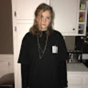 Meet your Posher, Angie